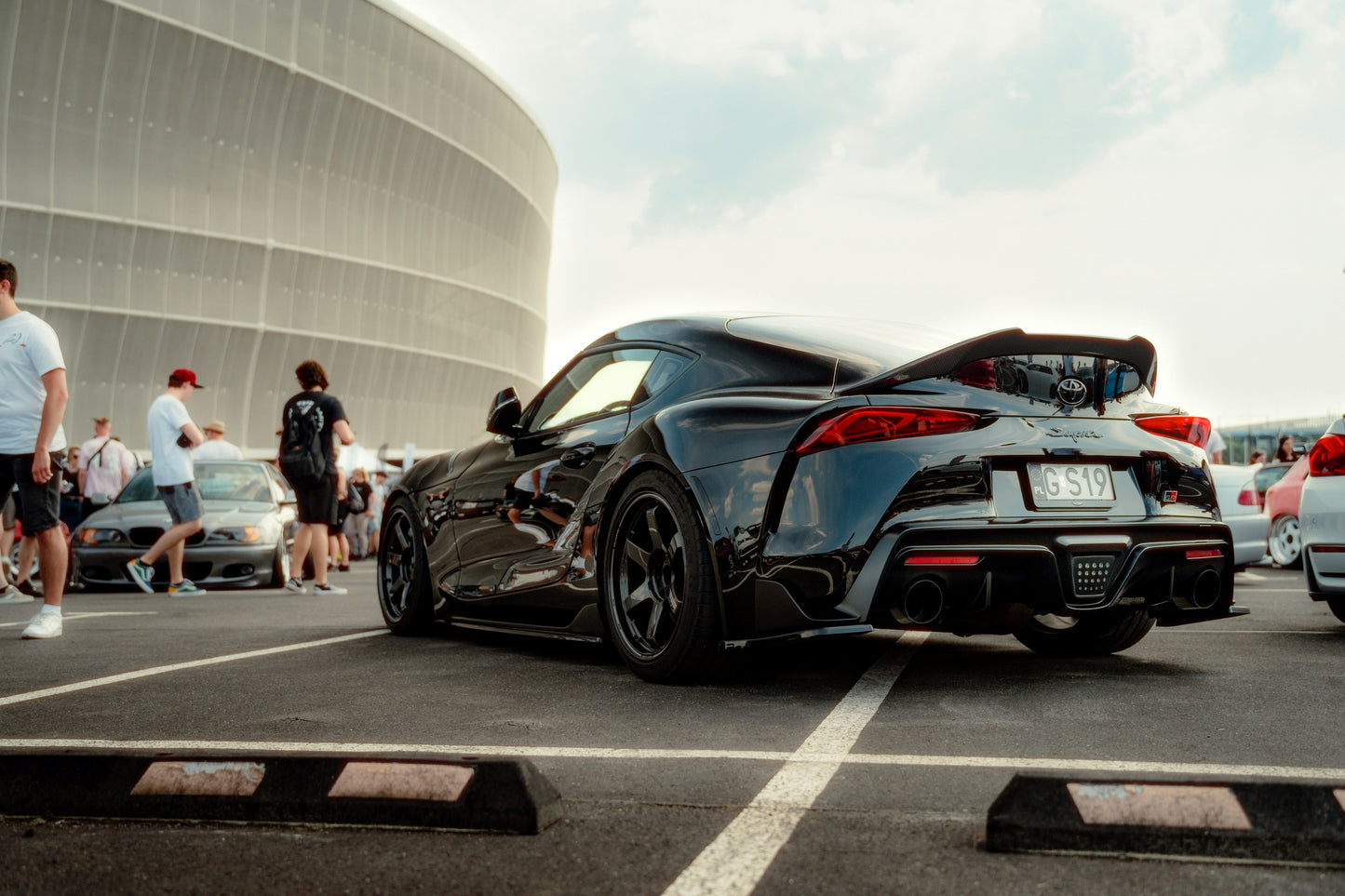 V Style Carbon Fiber Spoiler - Toyota Supra A90